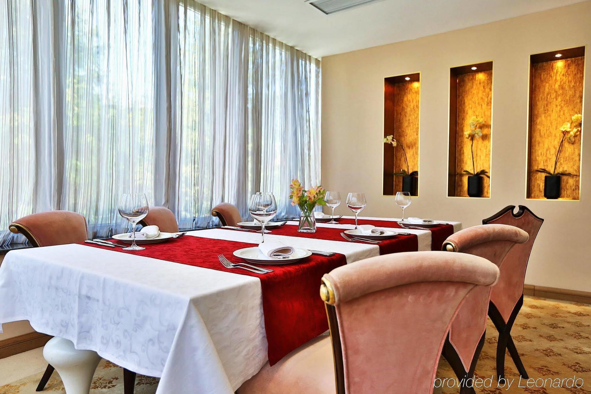 Donatello Boutique Hotel Almaty Exterior photo